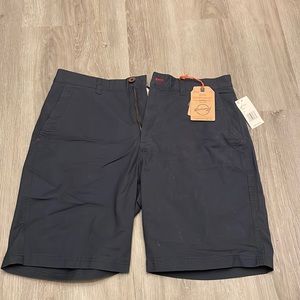 Weatherproof Vintage 34 navy shorts